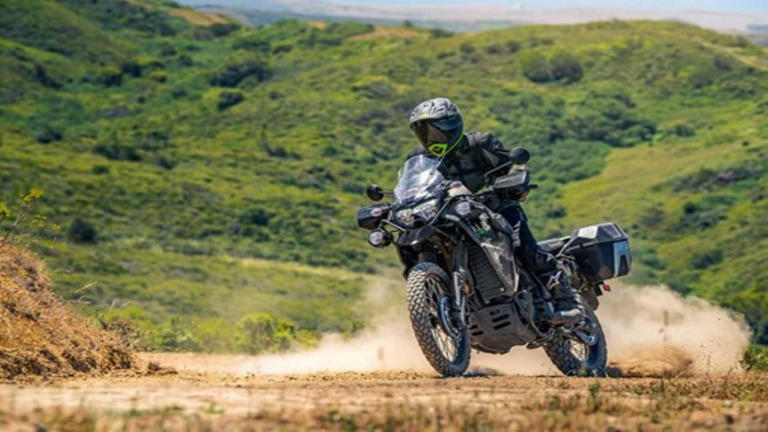 sachi1824's tweet photo. Kawasaki KLR650 Adventure ABS https://t.co/BaNl0t2Zjw