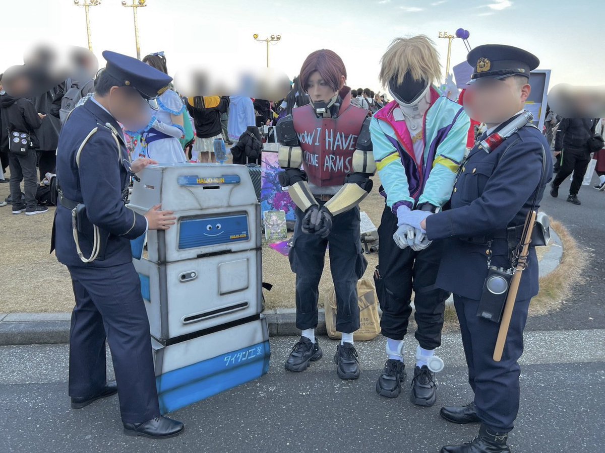 という事でコミケはカートとマックスで遊びに行ってきたんですが、無事に砂糖の不法所持で逮捕されました。