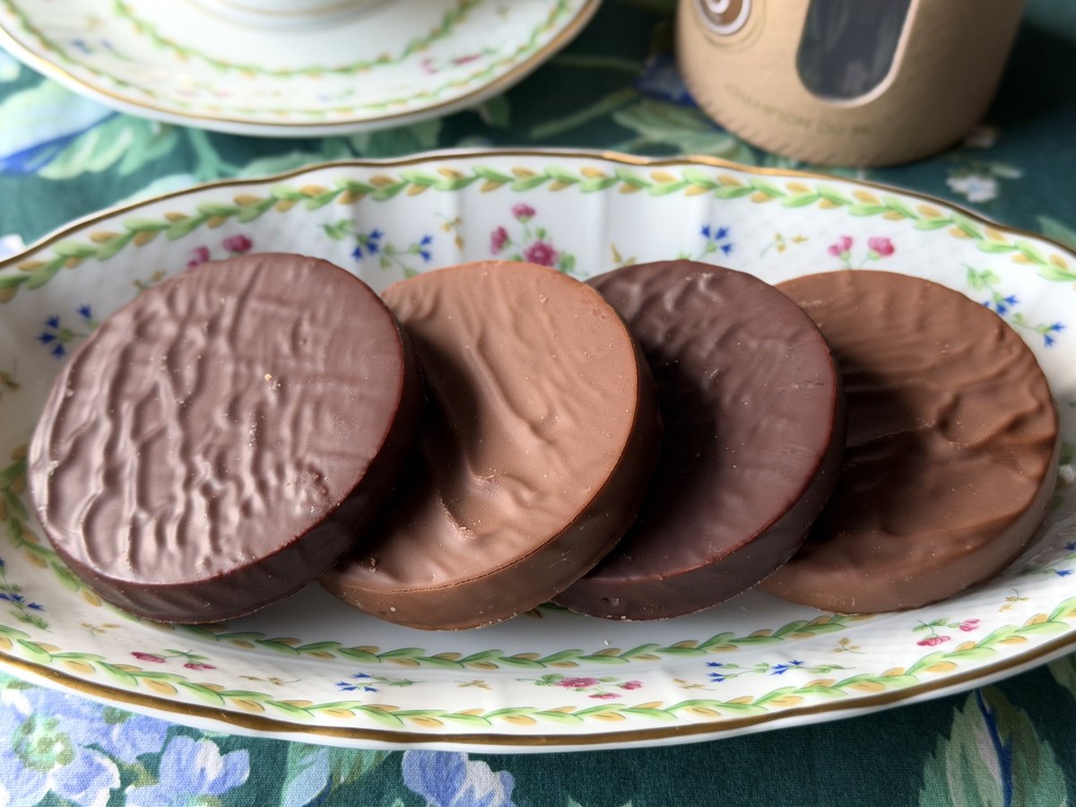 カンタン バイィ パレ ジャンドゥージャ エ ディアマン ショコラ