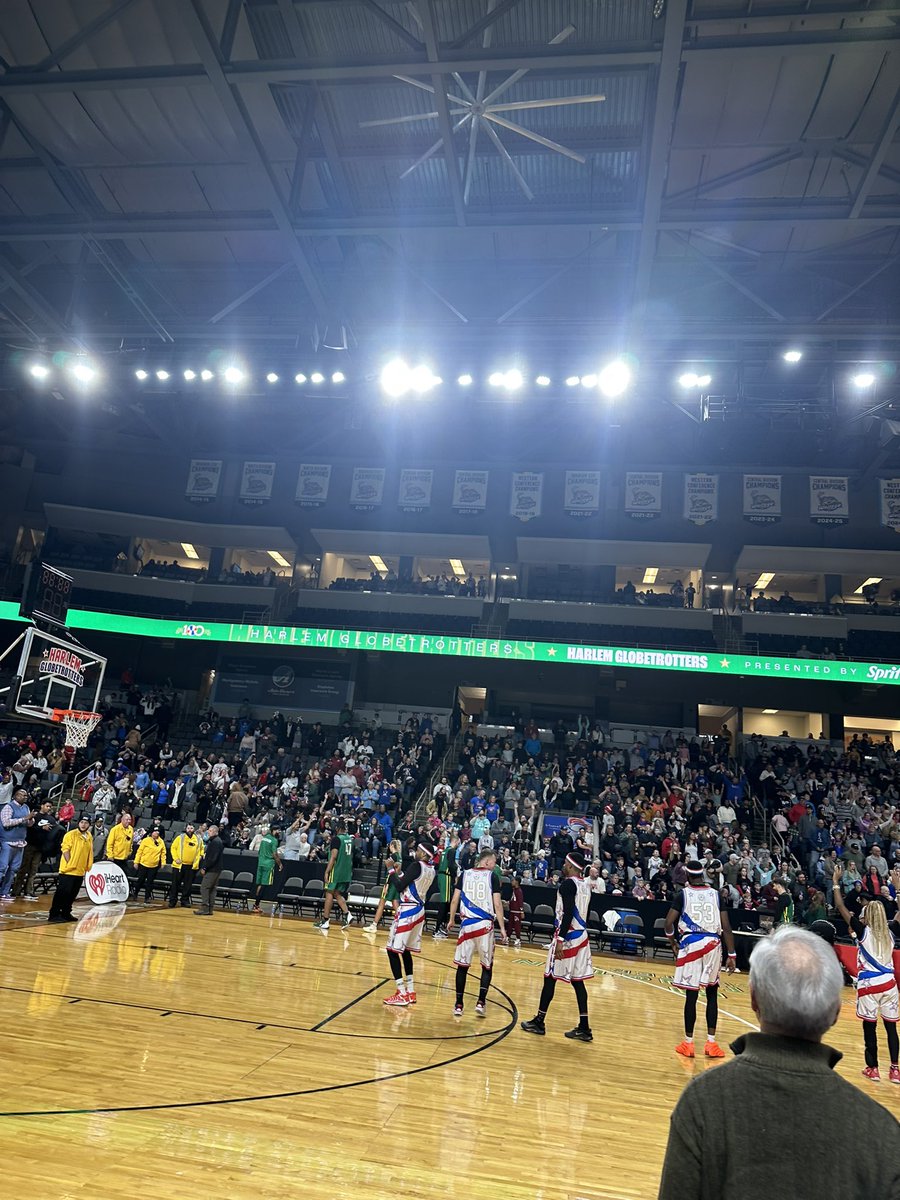 CardReadinQueen's tweet photo. @Globies https://t.co/PLJXAQPcBv