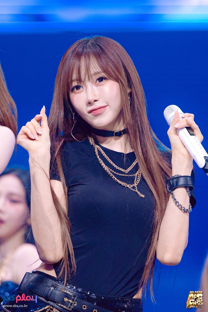 keitadj3's tweet photo. #aespa on inkigayo

ニンニン、ジゼル https://t.co/inTlq0pdRG