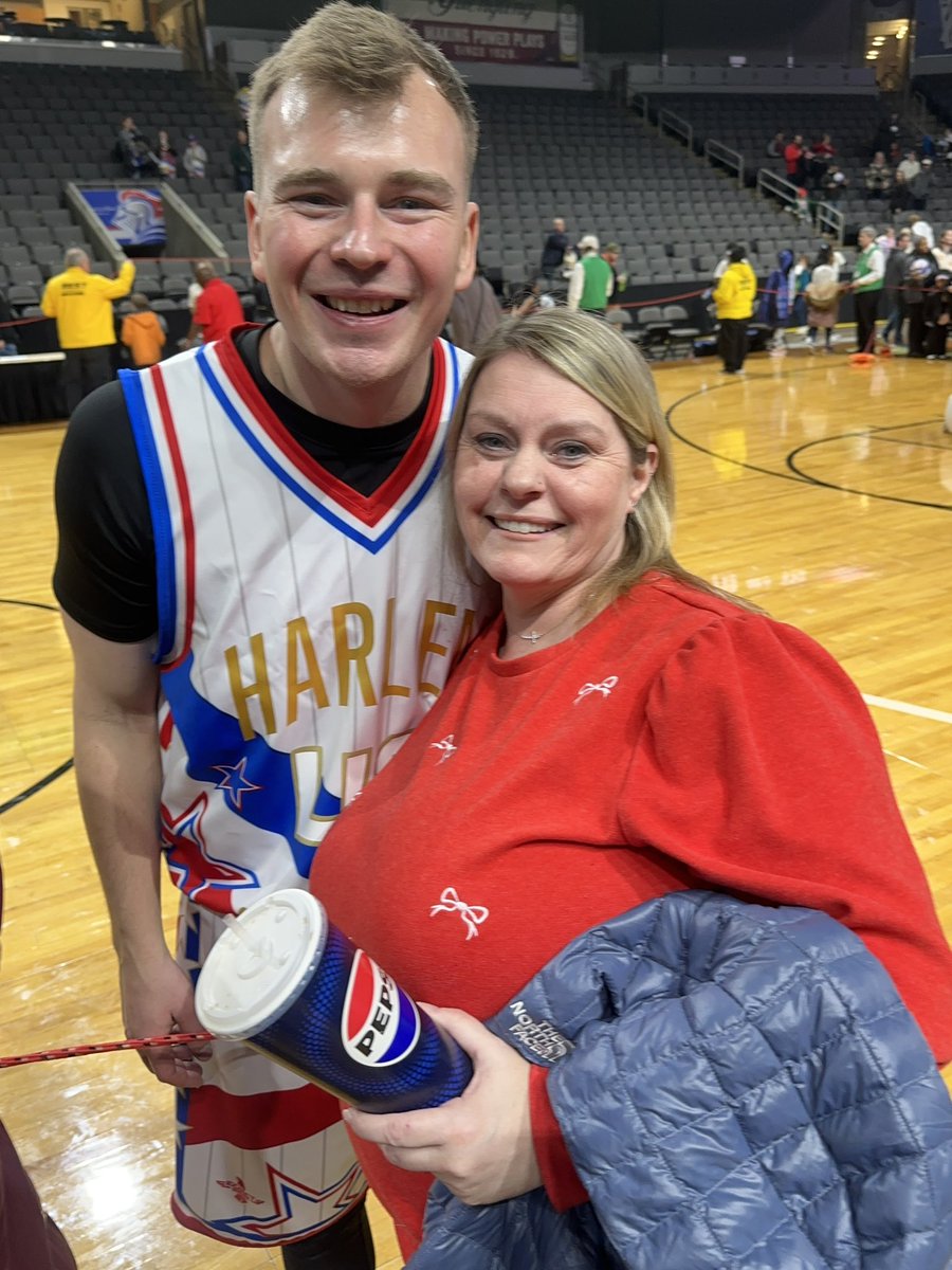 CardReadinQueen's tweet photo. @Globies https://t.co/VUrogxoIR3