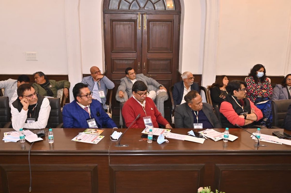As the opposition, Shri Devendra Yadav ji <a href="/devendrayadvinc/">Devender Yadav</a> has been excellently performing the role of holding the Delhi government accountable by consistently raising the fundamental problems and issues faced by the people of Delhi.

Today, the people of Delhi are forced to