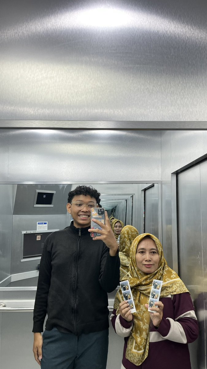 awan☆ | dientot magang! tweet media