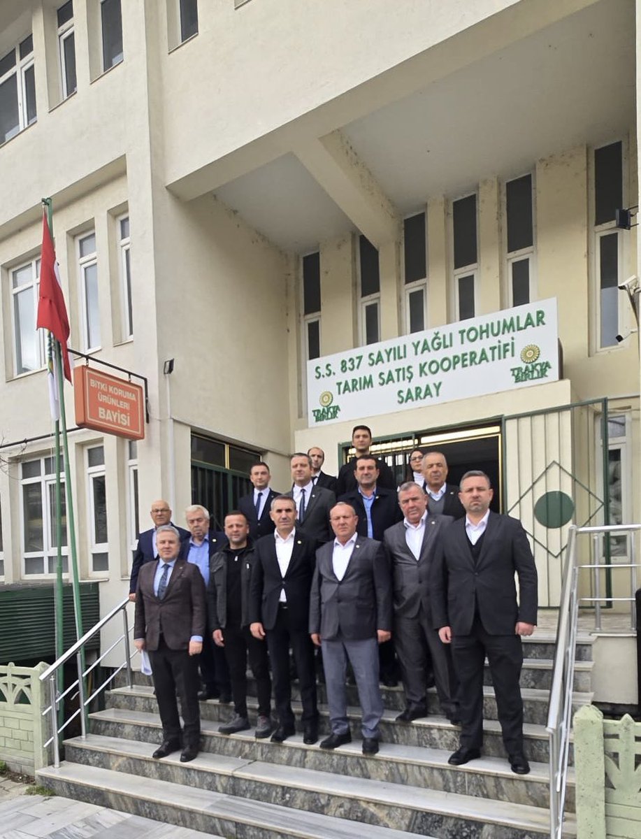 Yönetim Kurulumuz 837 sayılı Saray kooperatifimizi ziyaret ederek, Birliğimizin 2024/2025 iş yılı Olağan Genel Kuruluna davet etti.
Ziyarette Birliğimiz ve Kooperatifimizin faaliyetleri hakkında istişarelerde bulunuldu.