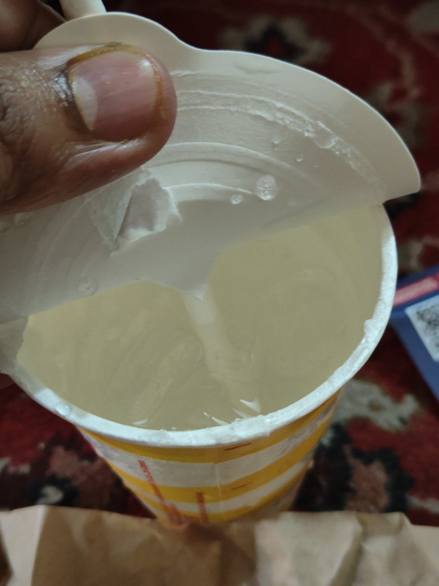 ekantvasi's tweet photo. @McDonalds @mcdonaldsindia I have received the wrong order The burger order was without lettuce but there was Lettuce inside, instead of sprite i have received soda and fries were not appropriate. https://t.co/JWVle1KqI1