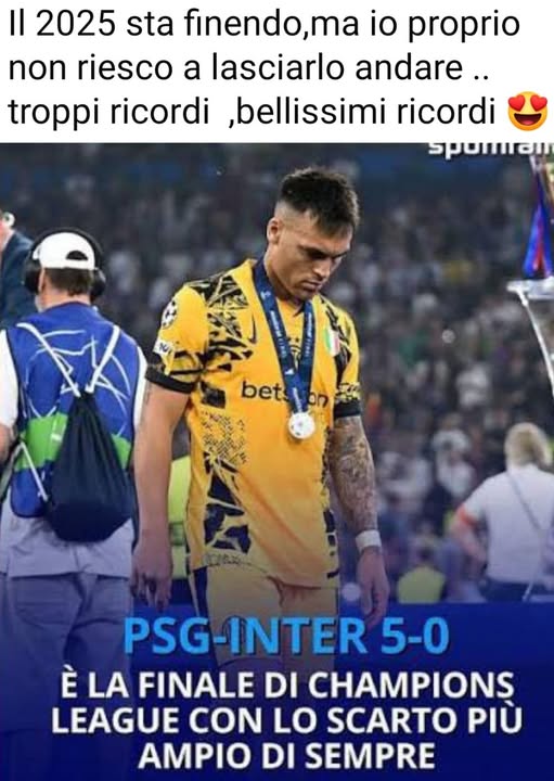 Boboj29's tweet image. Ad ogni fine anno si fa il riassunto dei momenti belli e brutti che ognuno di noi ha passato .Credo che per molti questo raffigurato in foto sia stato uno dei momenti piu' belli dell'anno . Poi ci sono i Mondisli di pallavolo, ma questo e' il top