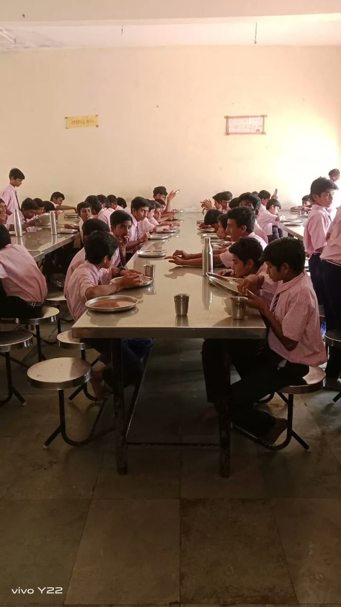 Lunch photos #SocialAudit_SWDMeals #SocialWelfare_Karnataka