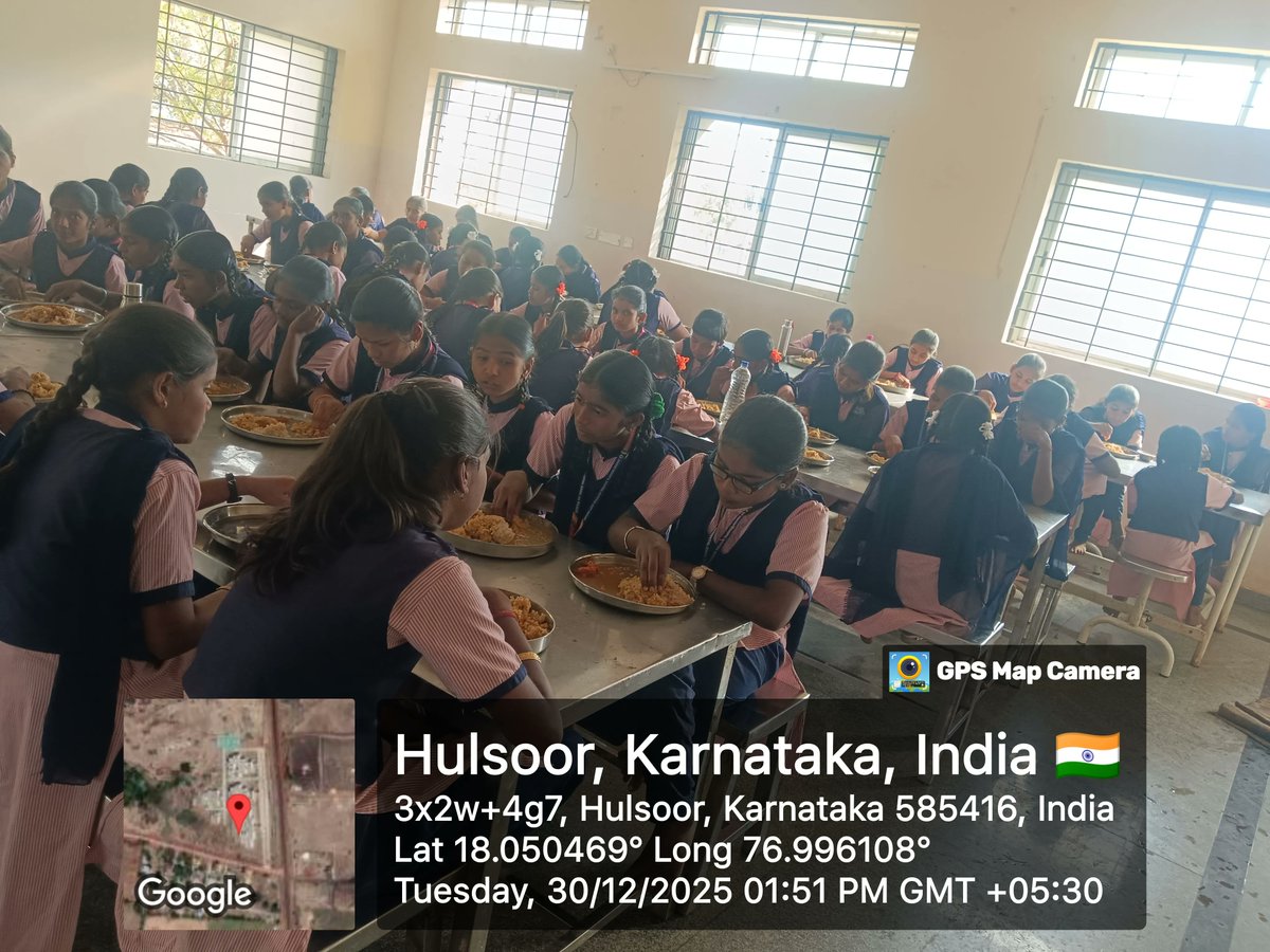 PrincipalMDRS's tweet photo. Lunch  #SocialAudit_SWDMeals #SocialWelfare_Karnataka https://t.co/gDnl0oTNTk