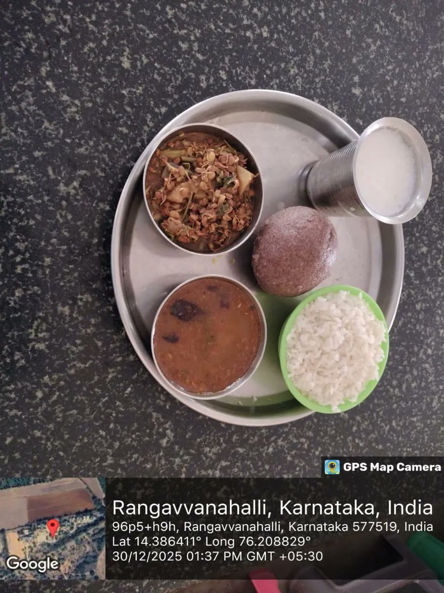 mdrs31's tweet photo. Today lunch #SocialAudit_SWDMeals #SocialWelfare_Karnataka https://t.co/SArAAX5BJN