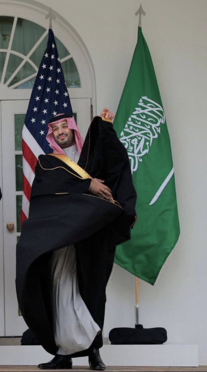 mohd_alsokhaibr's tweet photo. #زعيم_الشرق_الأوسط رؤيته للمنطقة واضحة وراسخه لن يسمح في تمزيق الدول العربية واضعافها لقد رسم "خطوط حمراء" .
.
وسوف تقف #السعودية_العظمى بحزم أمام أي مشروع قرمطي او خارجي يهدف لتقسيم الدول العربية و زعزعة استقرارها.

 #أمن_السعودية_خط_أحمر https://t.co/CcqmlSs4L4