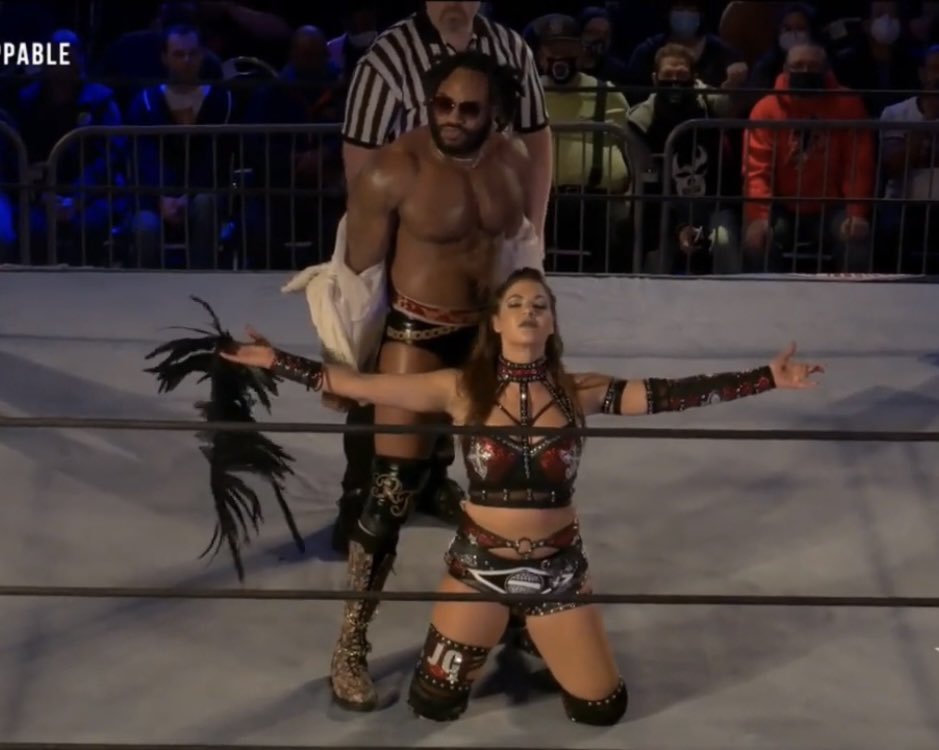SkyeBlueNews's tweet photo. On this day!
Skye Blue & Storm Grayson vs Christi Jaynes & Ren Jones for AAW Unstoppable on the 30th December 2021.
#AAW #SkyeBlue #ChristiJaynes #RenJones #StormGrayson #Wrestling https://t.co/iHSkIrhvr2