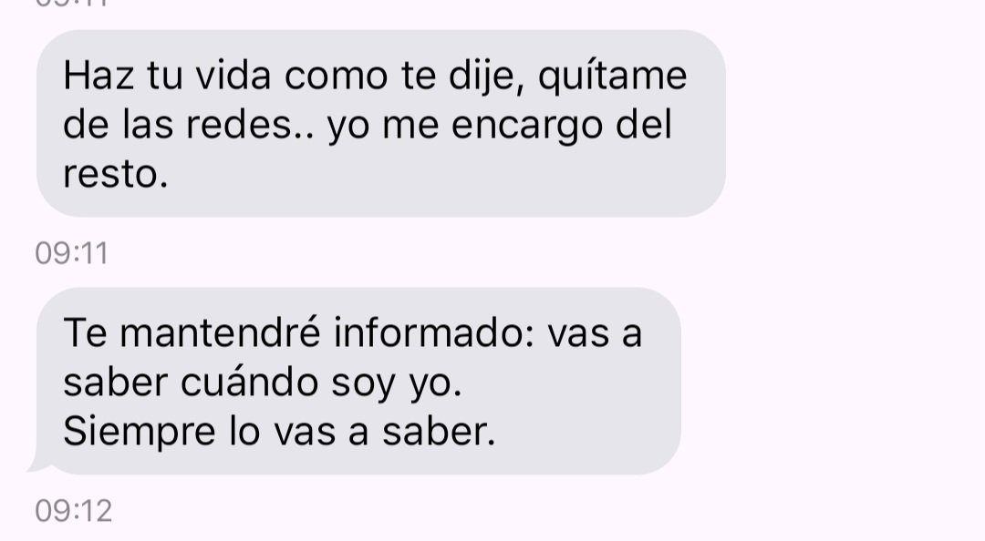 flxthsin's tweet photo. 992. [Luego de que flx se va de la casa de verano] https://t.co/41fgKu5QvA