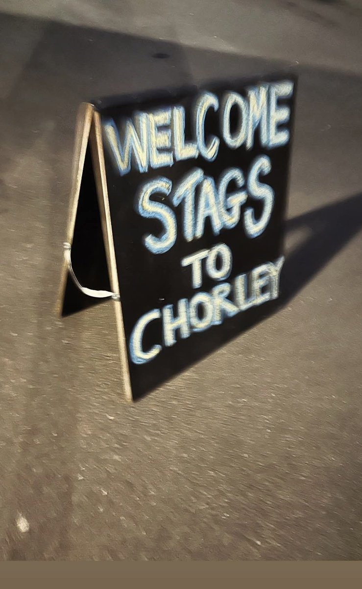 fozzy2625's tweet photo. Big thanks to @chorleyfc @chorleyawaydays
Chorley opened up for us stags fans travelling to Bolton last night 
Brilliant from start to finish ....going back for wigan away .... 

Highly recommend to any away fans groups travelling up to that area of country looking for a stop off https://t.co/DMJ65bxUMG