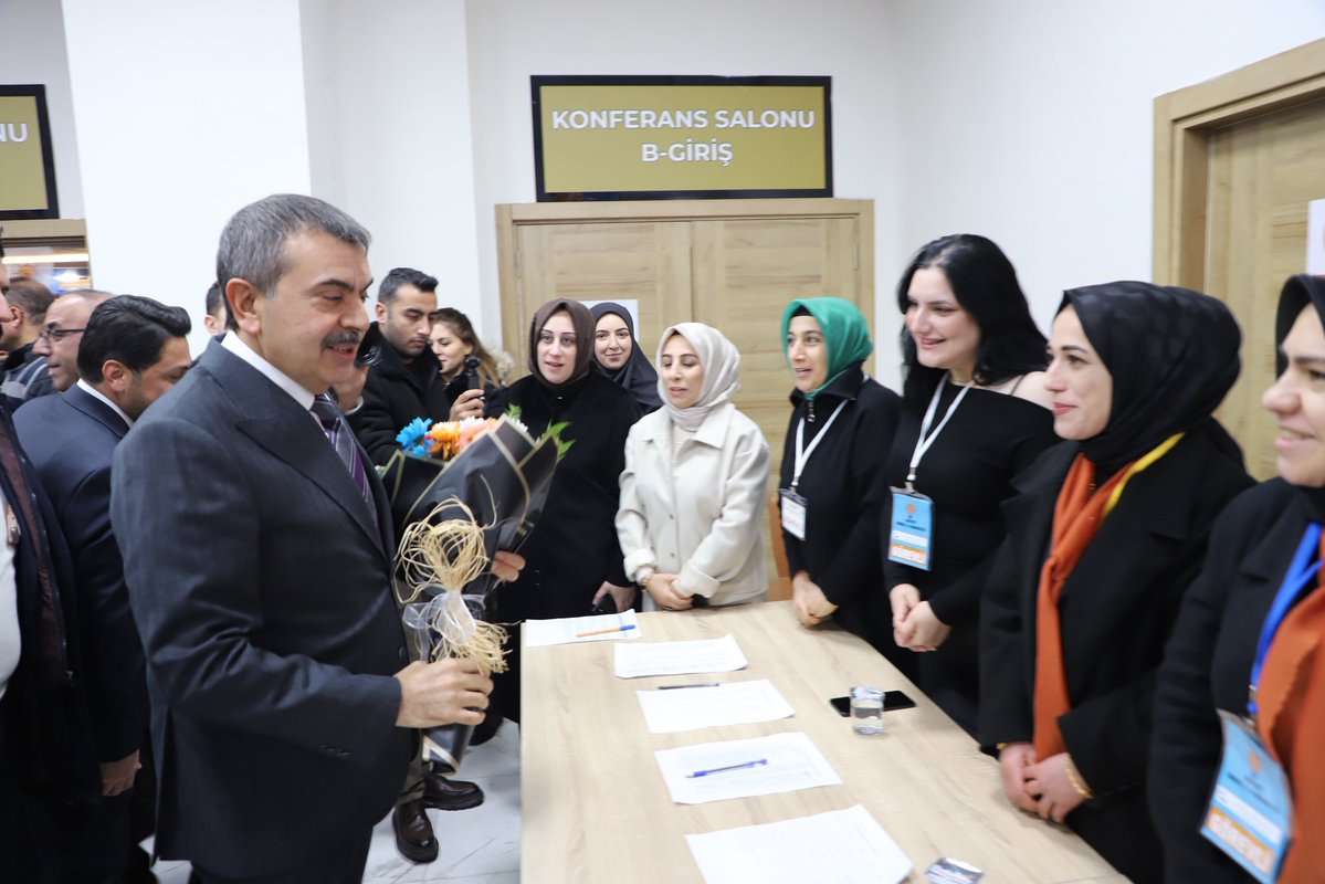 Milli Eğitim Bakanımız Sn. <a href="/Yusuf__Tekin/">Yusuf Tekin</a> Genişletilmiş İl Danışma Meclisi Toplantımızı katılarak teşkilatlarımıza hitap etti. <a href="/yilmaz_seven/">Av. Yılmaz SEVEN</a>