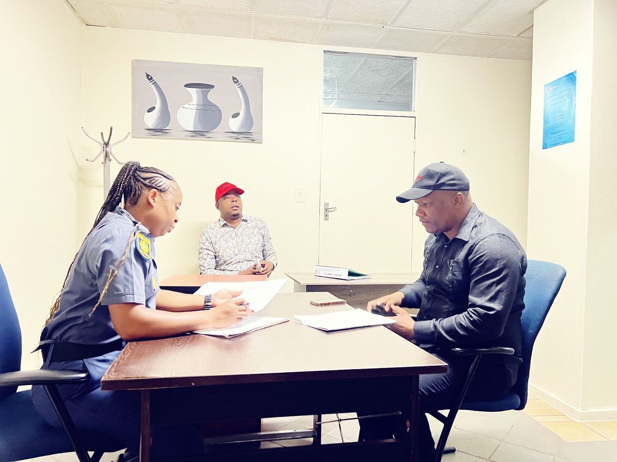 EFFSouthAfrica's tweet image. ♦️RECAP♦️

The EFF Leadership led by the Secretary General @DlaminiMarshall opened a case of corruption against  Minister Dean Macpherson at the Pretoria Central Police Station earlier this year.

#EFFIn2025