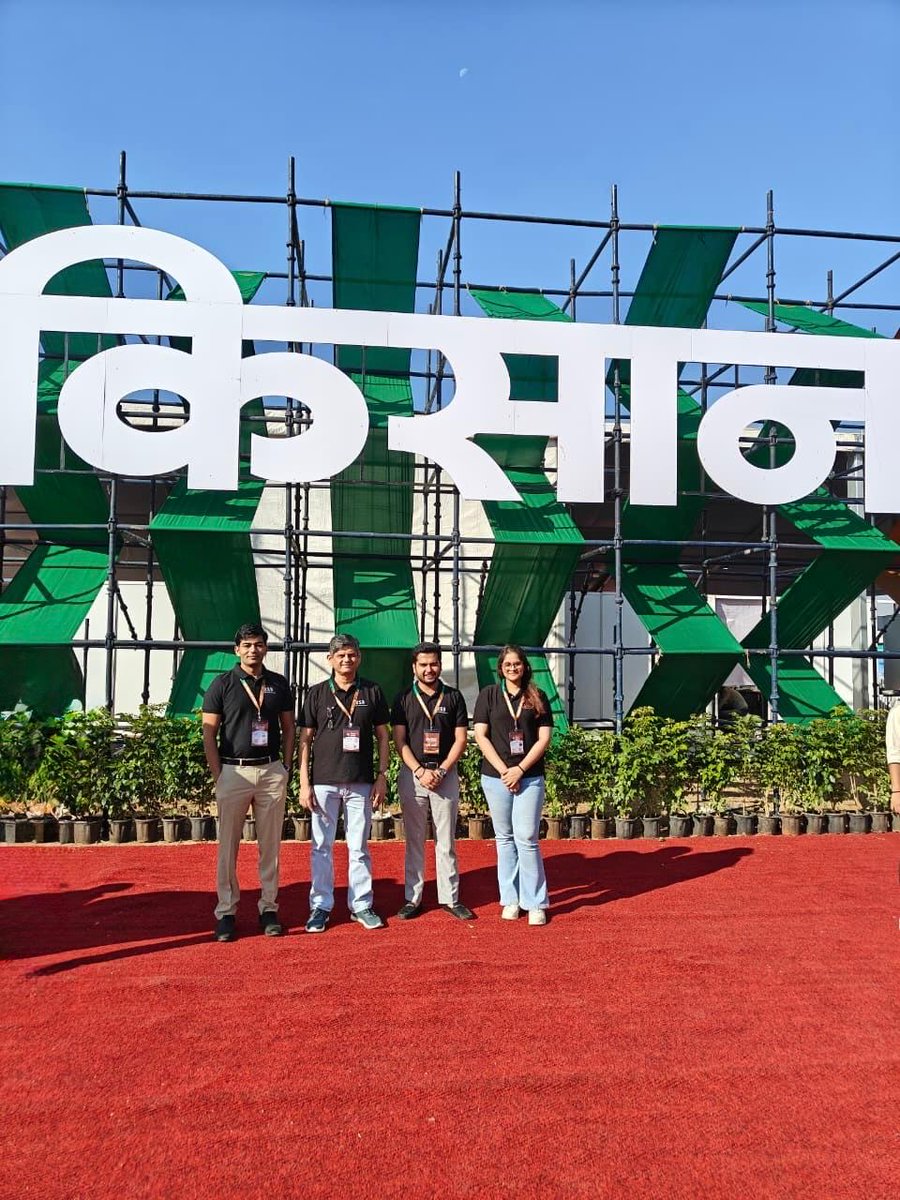 🌱Proud to showcase real-time airborne pathogen detection at #KisanAgriow2025! Early spore alerts help prevent outbreaks and optimize farm yields. Thanks <a href="/KISANFair/">KISAN</a>  for the platform!
Farm smarter! Consult us: scanittech.com/contact
#ScanitTechnologies #AgTech #SmartFarming