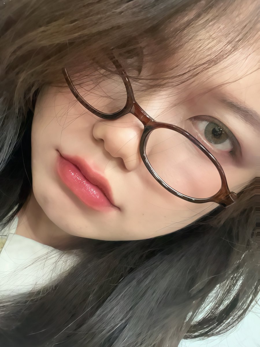 privmeime_'s tweet image. ลิป fwee สีที่ได้ไปต่อปี 2026 คือ กลอส GN02 กับ แมทMN03 สาย Neutral สีตุ่นๆนัวๆ ทาด้วยกันคือเลิศมาก เอาไปเลย100/10 

🪄s.shopee.co.th/4q8XI8Q556