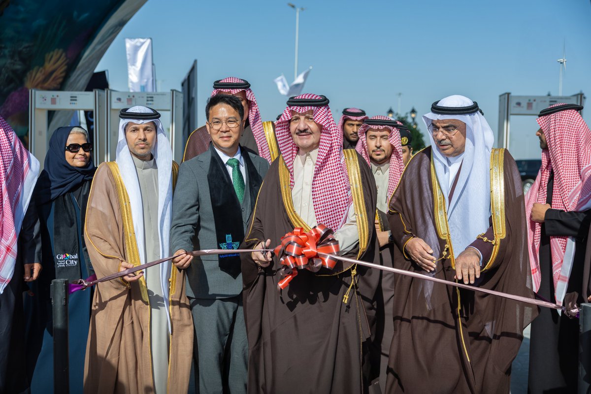 vega_inter's tweet photo. Global City Dammam is officially OPEN! 🎉
Inaugurated on 29 December by His Royal Highness Prince Saud bin Nayaf bin Abdulaziz, Emir of the Eastern Region, Brought to life by Vega International Co. (KSA), this landmark destination brings global culture &amp; entertainment to Dammam. https://t.co/ODUtnCxQgr