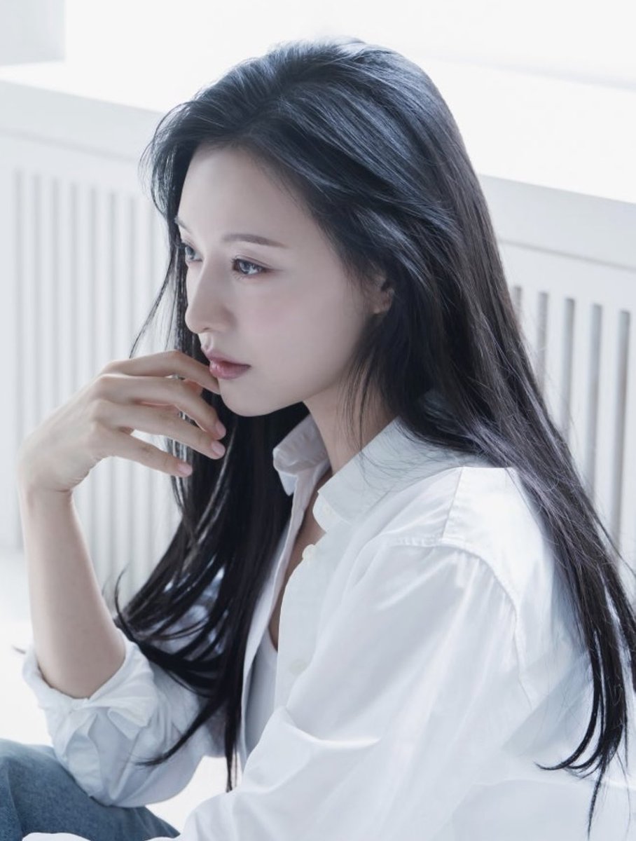 지원언니님이 다죽자(p) 조합을 입고 등장하심…..