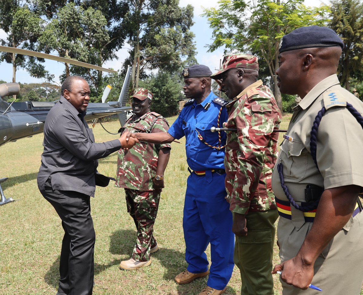 Bwana someone asked me if this is the President of Kenya , I said yes 😎