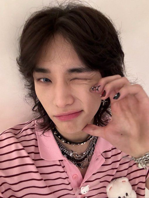 Gusstaxt's tweet image. Stays, dropem as tags aqui 7 vezes + uma fruta, não é justo o que estão fazendo !!

즉각적이고 구체적인 행동으로 현진을 실질적으로 보호할 것을 강력히 요구합니다. 

JYPE PROTECT HYUNJIN
JYPE START SUING NOW 
#JYP는_황현진을_보호하라
#JYPE_TAKE_LEGAL_ACTION
@jypnation @Stray_Kids