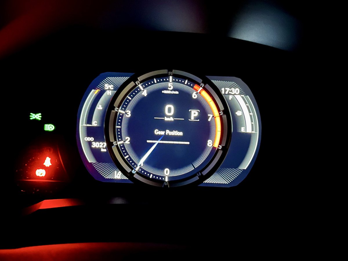 sq637nrt's tweet image. 車少し走らせて来た🟥☺️
マークレビンソンの音質は間違いなく25年モデルの方が良くなってる👍
フロントは標準搭載だがIS500のようにリアにもヤマハパフォーマンスダンパー追加したから剛性UPとマフラーの良い音が入りつつロードノイズを低減している事も貢献してるかも😄
#AlwaysOn
#LEXUS
#ヤマハ
#IS