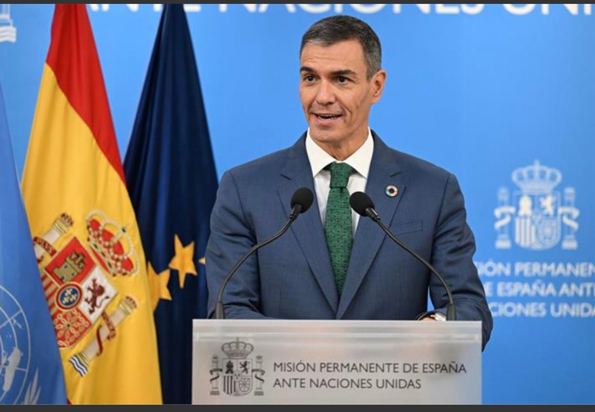 Españoles, voy a ser FRANCO, ni dimito ni convoco elecciones.