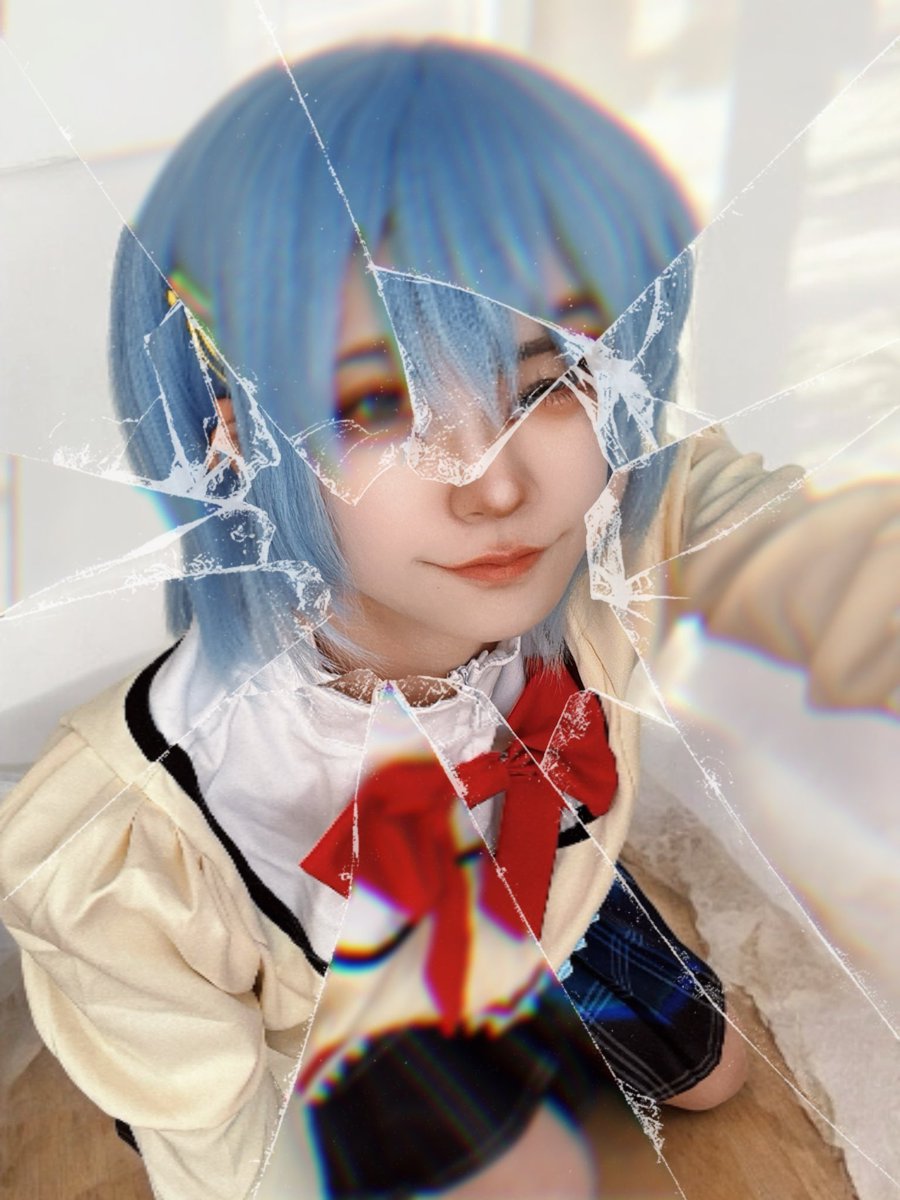 tegusama's tweet photo. 1日早いけど2025年ありがとう🩵
俺生きてる！！🩵 https://t.co/mKRsADR0ii