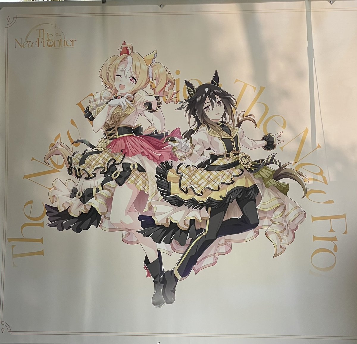 ①劇場版「ウマ娘 新時代の扉」メインウマ娘4人の声優さんのサイン入り