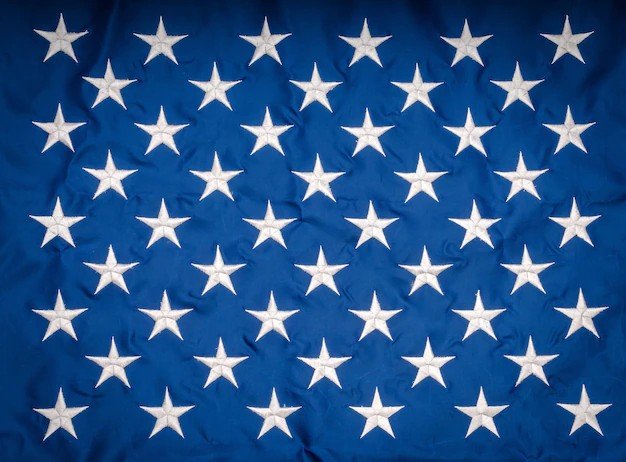 ypslus's tweet photo. BREAKING: US flag has 50 Somalia flags hidden in it!!! https://t.co/w2Aw1AYPWh