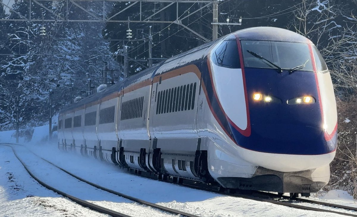 dd14331wakamatu's tweet photo. 運用を穴開けさせまいと休めたを
羽を再び羽ばたかせた
[E3系つばさ]

L７２

#山形新幹線
#つばさ
#つばさつなぐ
#L72
#E3系 https://t.co/psobCDBvBn