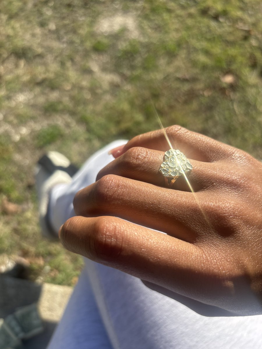 _lorens01's tweet image. happy pink birthday