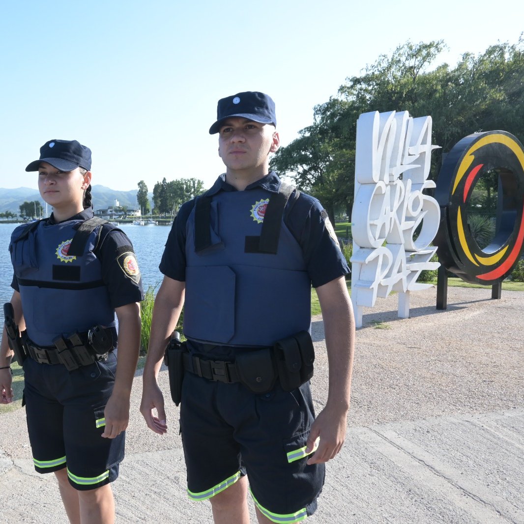 😮 Insólito hecho en Carlos Paz: dos detenidas

📍 En el centro de la ciudad, Policía de Córdoba arrestó a dos jóvenes de 18 años, que circulaban junto a cuatro menores, al ser sorprendidas robando un cono de señalización de un control vehicular.

🚔 Se recuperó el elemento y se