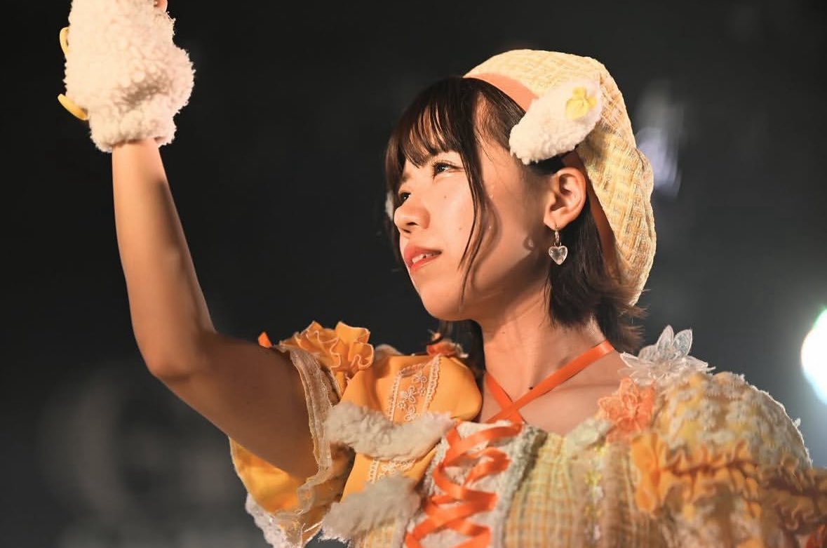 mayu_lpop's tweet photo. Killer Tune沢山お世話になりました!
今日でイベント終わっちゃうの寂しいね😭
大トリ!そして今年ラストのろりぽっぷ!!!!!!!ライブ🍭
30分たっぷり楽しみましょう❤️🔥
宜しくお願いします🌞
#KillerTune
#ろりぽっぷ https://t.co/oIERaxBBju
