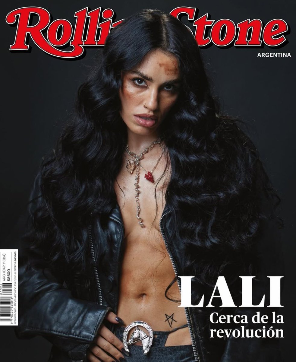 duartevalenn's tweet image. lali y airbag en Rolling Stone con plástico de fondo.
2025 quedó marcado