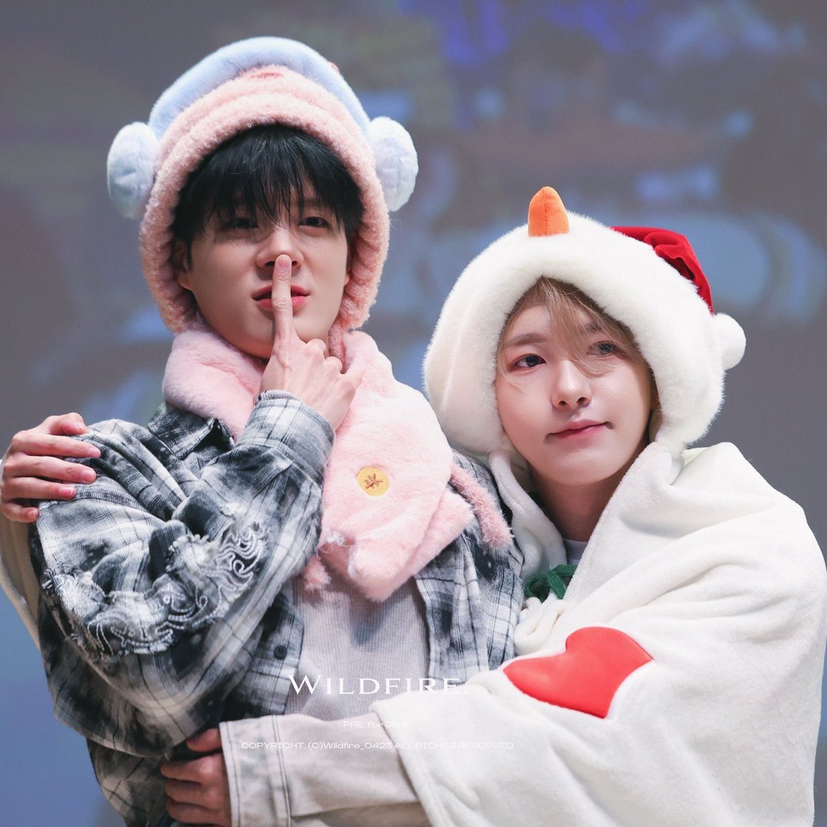 cremejrulee's tweet photo. 2025 is almost coming to an end, before it does, qrt this tweet with your favorite #noren #jenren #nojun #젠런 moment of 2025 🦊🐶💛🩵 https://t.co/sTpaZo4sh1