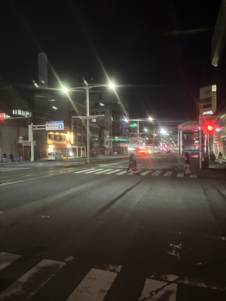 高知(　´∀｀)これから闇夜の街に行ってきます