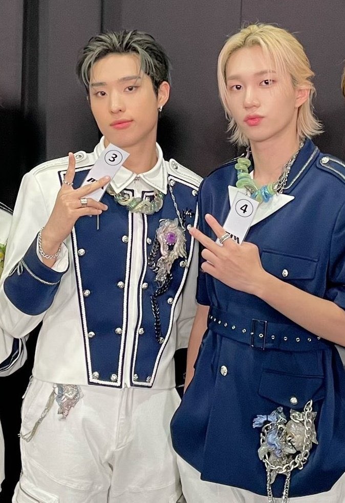 피원하모니 기호 폴라 폴라로이드 양도
착장 사진 참고

두라디 13.0
둠두둠 파란제복 10.0

일괄 구매시 20

open.kakao.com/o/sseIHo0g

#피원하모니 #P1harmony keeho theo jiung intak soul jongseob wts sell WTS G.O. 포카 포토카드 특전