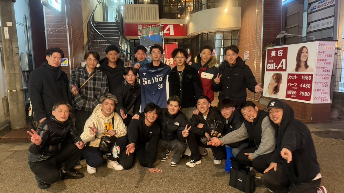 ___hyt26's tweet photo. 近江⚾️ 63期＆64期忘年会🍻🔥

 #2021夏甲子園ベスト4
 #2022春甲子園準優勝🥈
 #ここからあと何人プロ野球選手が誕生するのか https://t.co/FbSYAJucWn