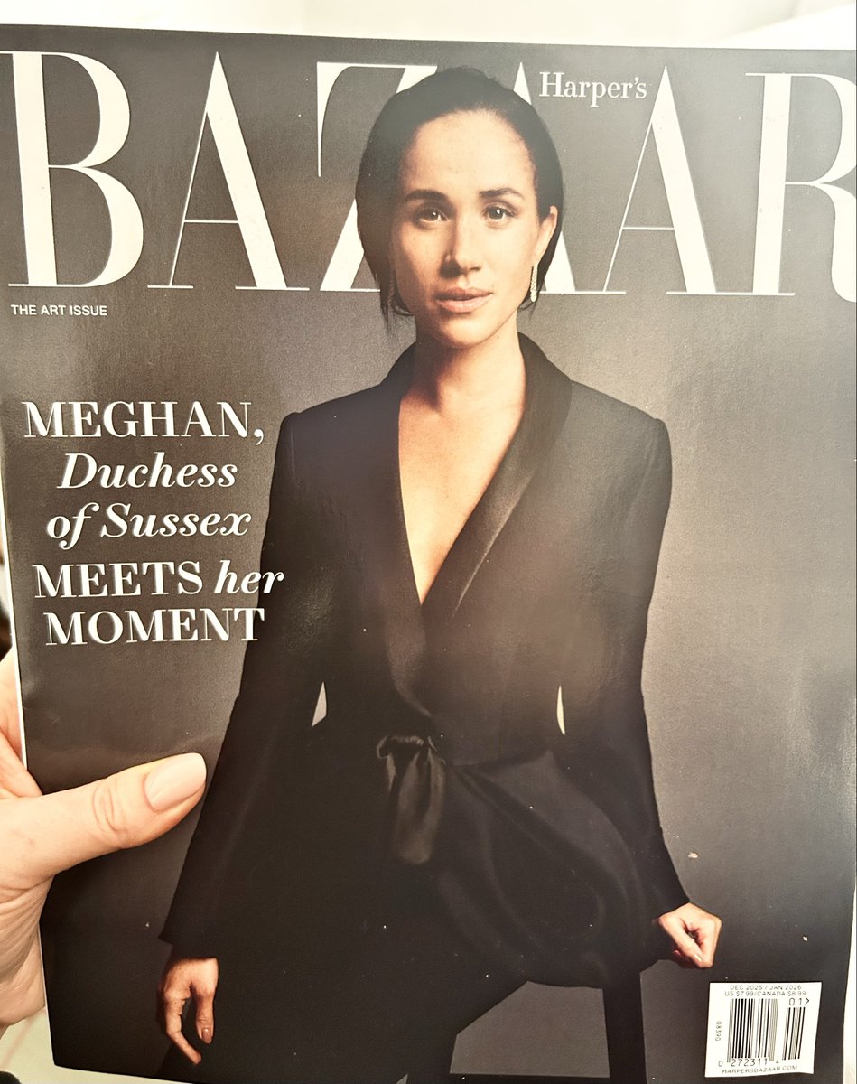 Finally in my hands! 🥰🥰 #MeghaSussex #PrincessMeghan #MeghanHarpersBazar #WeLoveYouMeghan #DuchessOfSussex