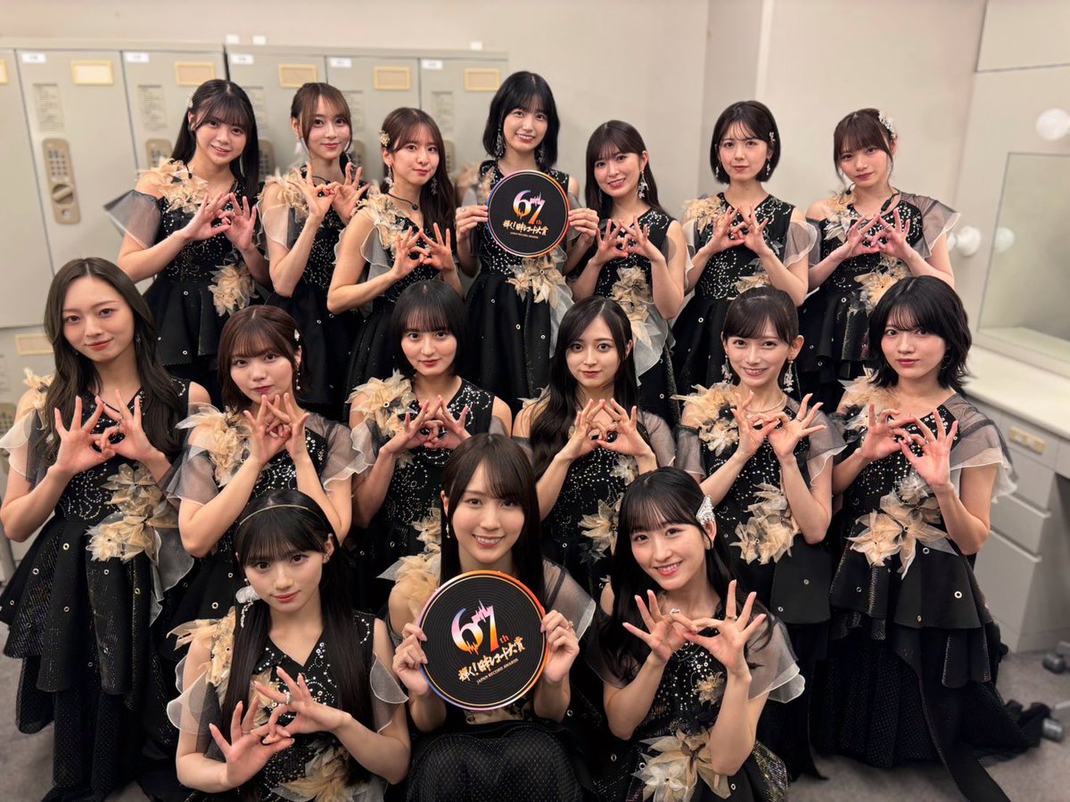 nogi_kazukki46's tweet image. ラスサビの入るとこの迫力よ。。
そして1番のサビに入る前のアルノ､インフルエンサーの生駒ちゃん､中田味を感じた😳
明日のフルメンでの歌唱も楽しみすぎる🔥
#日本レコード大賞 #乃木坂46 
#Samenumbers