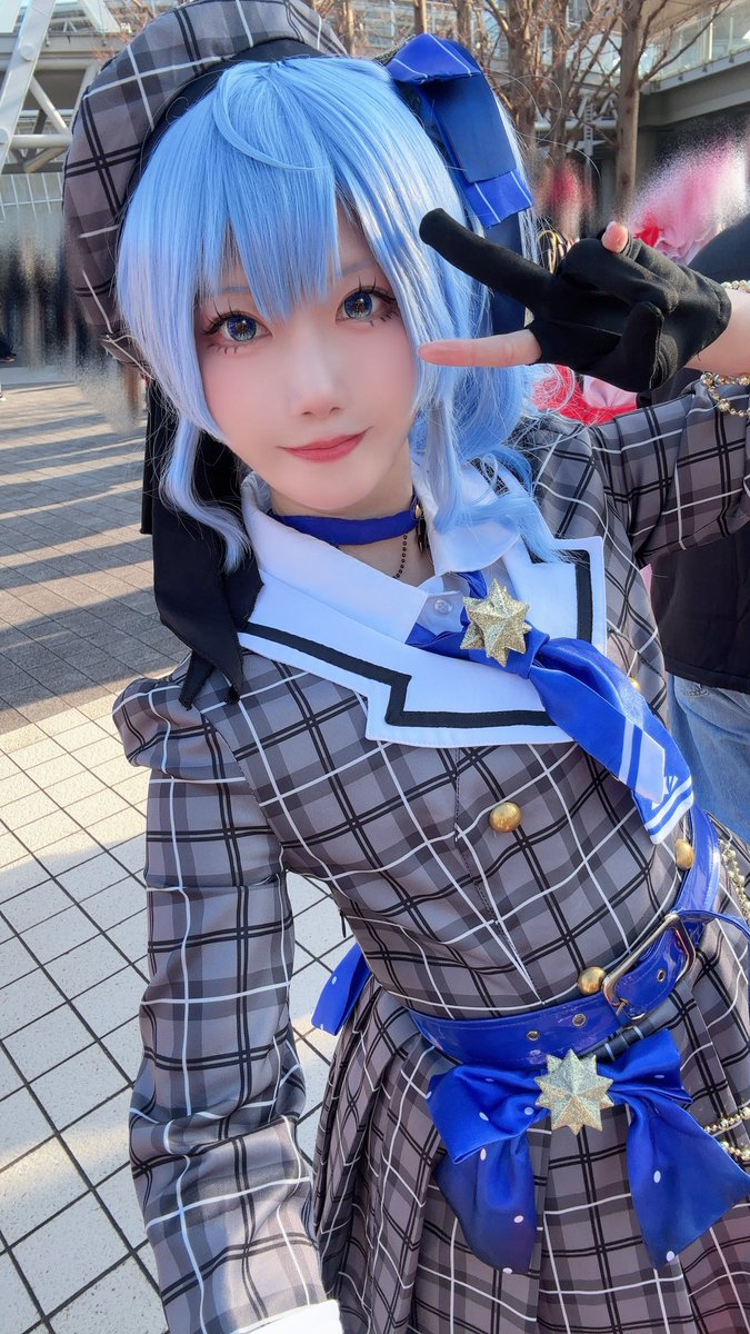 1日目お疲れ様でした！すいちゃんでした！
無事コミケの洗礼を受けました！🥹
#C107 #C107_cos