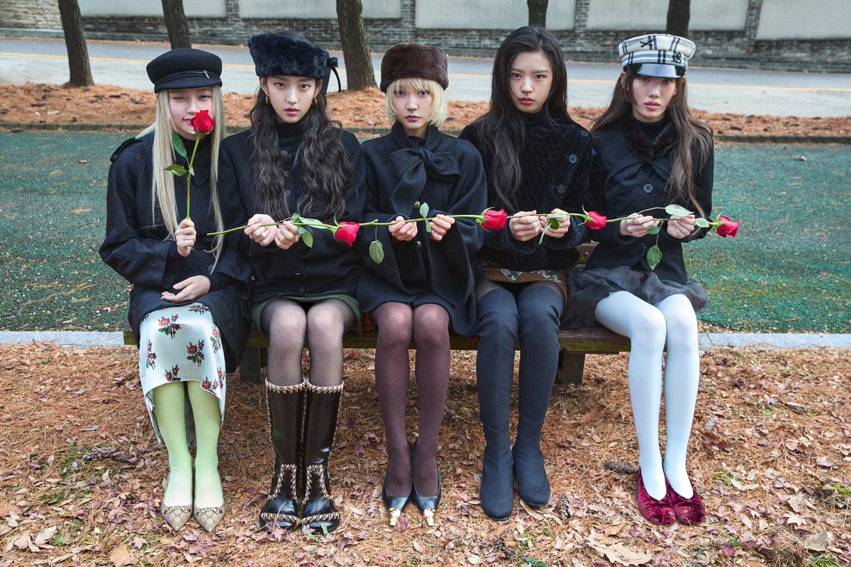 y2kiiidz's tweet image. #kiiikiii emo witch are in town