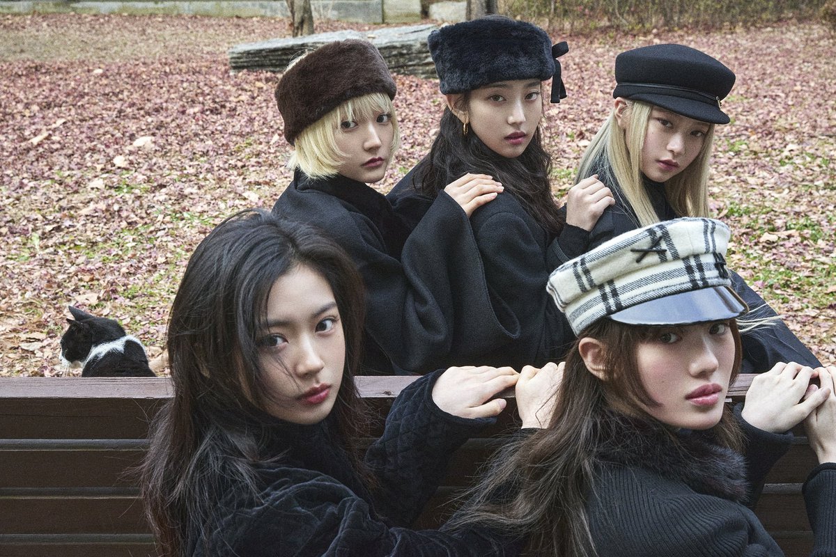 y2kiiidz's tweet image. #kiiikiii emo witch are in town