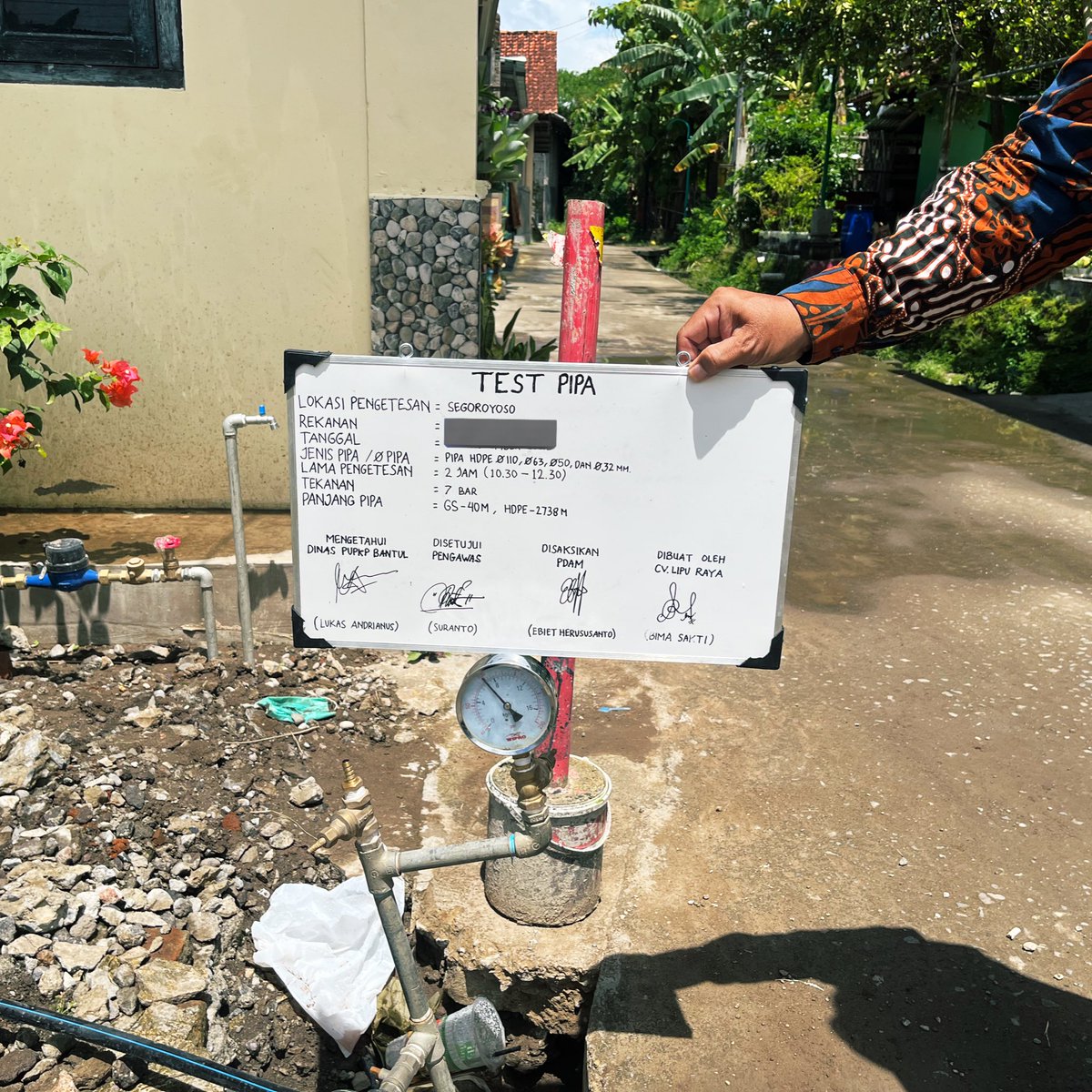 arbhimo's tweet image. Hari kuadrat