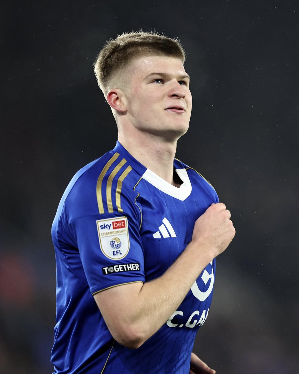 W!! Ending the year on a high. 🦊💙