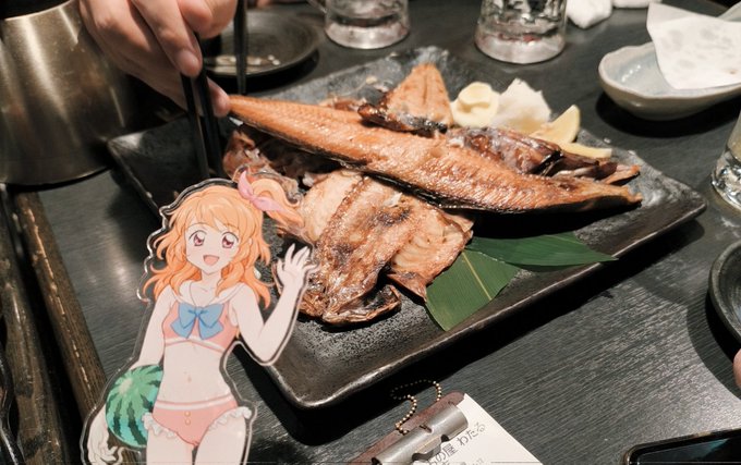 あかりちゃん…ひもの屋の干物盛りだよ… 