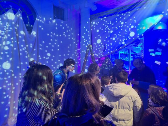 rcvalls's tweet image. Un tomb per la Fàbrica de les Il·lusions
Entrevista a Raül Molina, director artístic
valls.radiociutat.com/2025/12/30/un-…