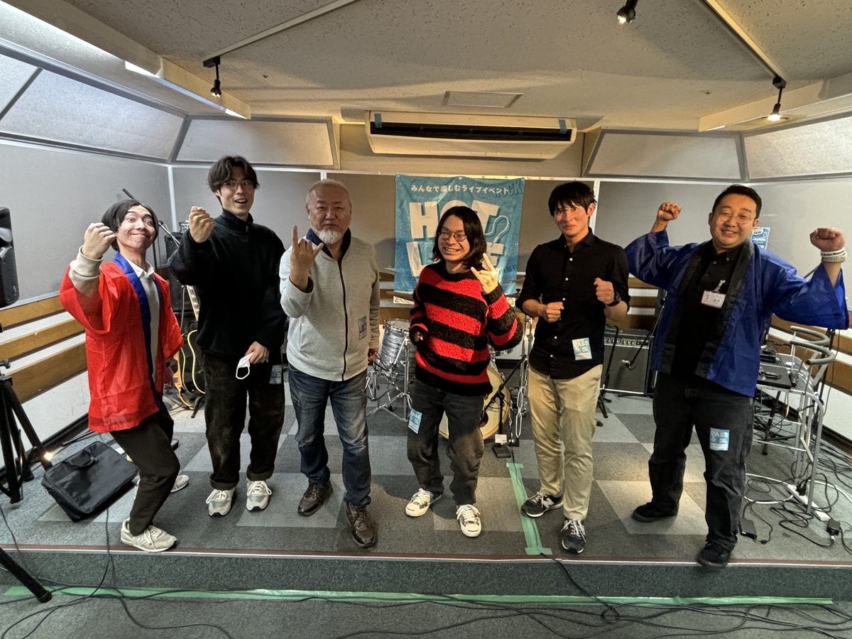 shima_kouriyama's tweet image. 【 #HOTLINE 2025-2026】
HOTLINE 年末特番 "年忘れfest."
無事終演となりました🔥

1部+2部、総勢15組のご出演💪
年を締めくくるにふさわしい熱い熱いライブイベントとなりました
ご参加ご来場の皆様本当にありがとうございました

来年もイベント開催していきます！
皆様良いお年をお過ごし下さい🔥